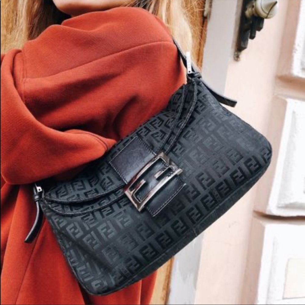 Authentic Vintage FENDI zucchini bag 💼